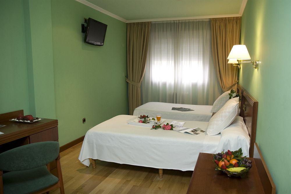 Hotel Villa De Marin Bagian luar foto