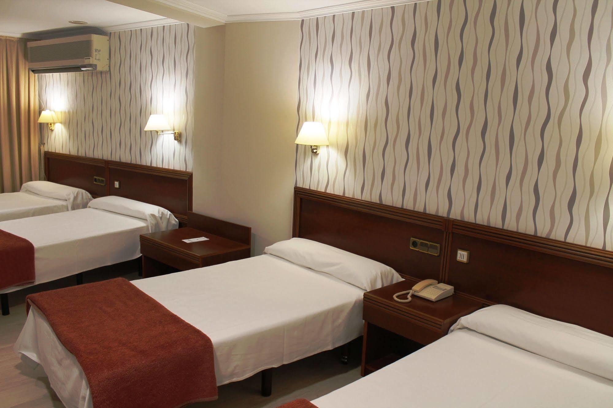 Hotel Villa De Marin Bagian luar foto