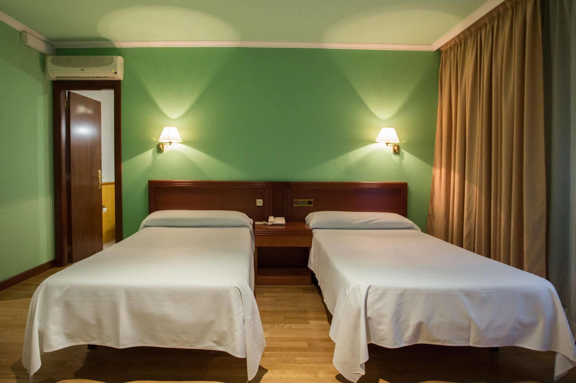 Hotel Villa De Marin Bagian luar foto