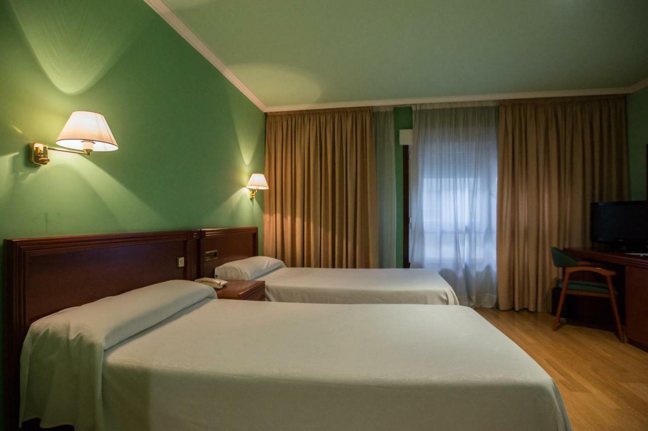 Hotel Villa De Marin Bagian luar foto
