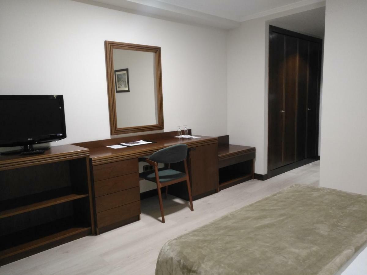 Hotel Villa De Marin Bagian luar foto
